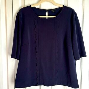 Women’s Ann Taylor Navy Blue Blouse. With Scallop Detailing. Size Large